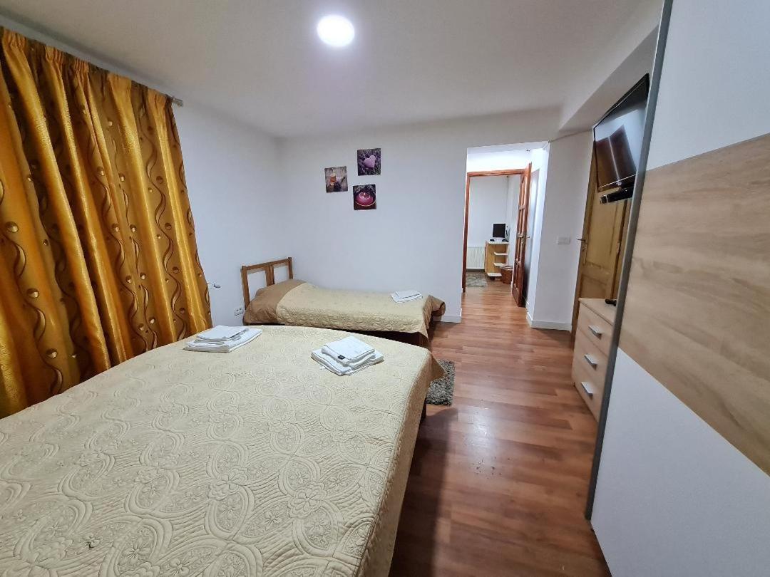 Pensiunea Casa Zmeilor Dragus Exteriér fotografie