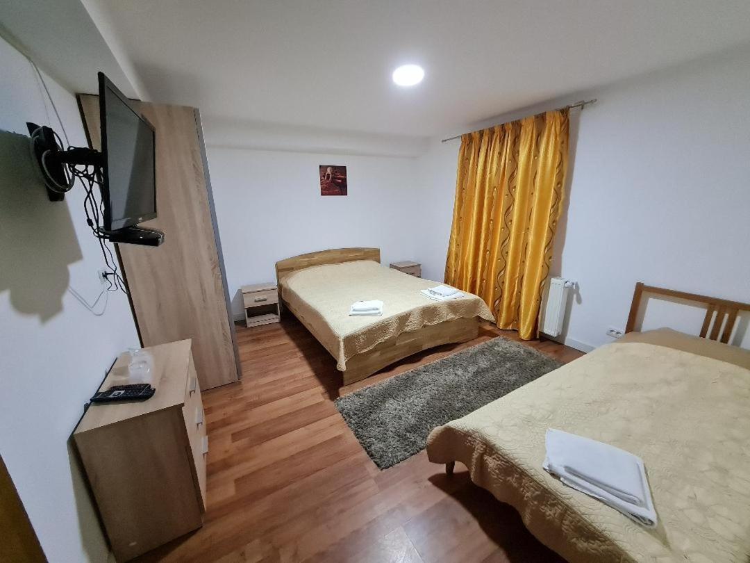 Pensiunea Casa Zmeilor Dragus Exteriér fotografie