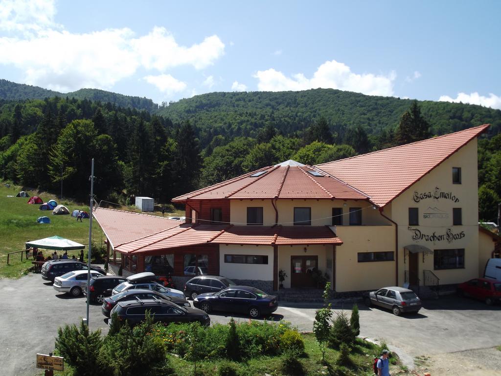 Pensiunea Casa Zmeilor Dragus Exteriér fotografie